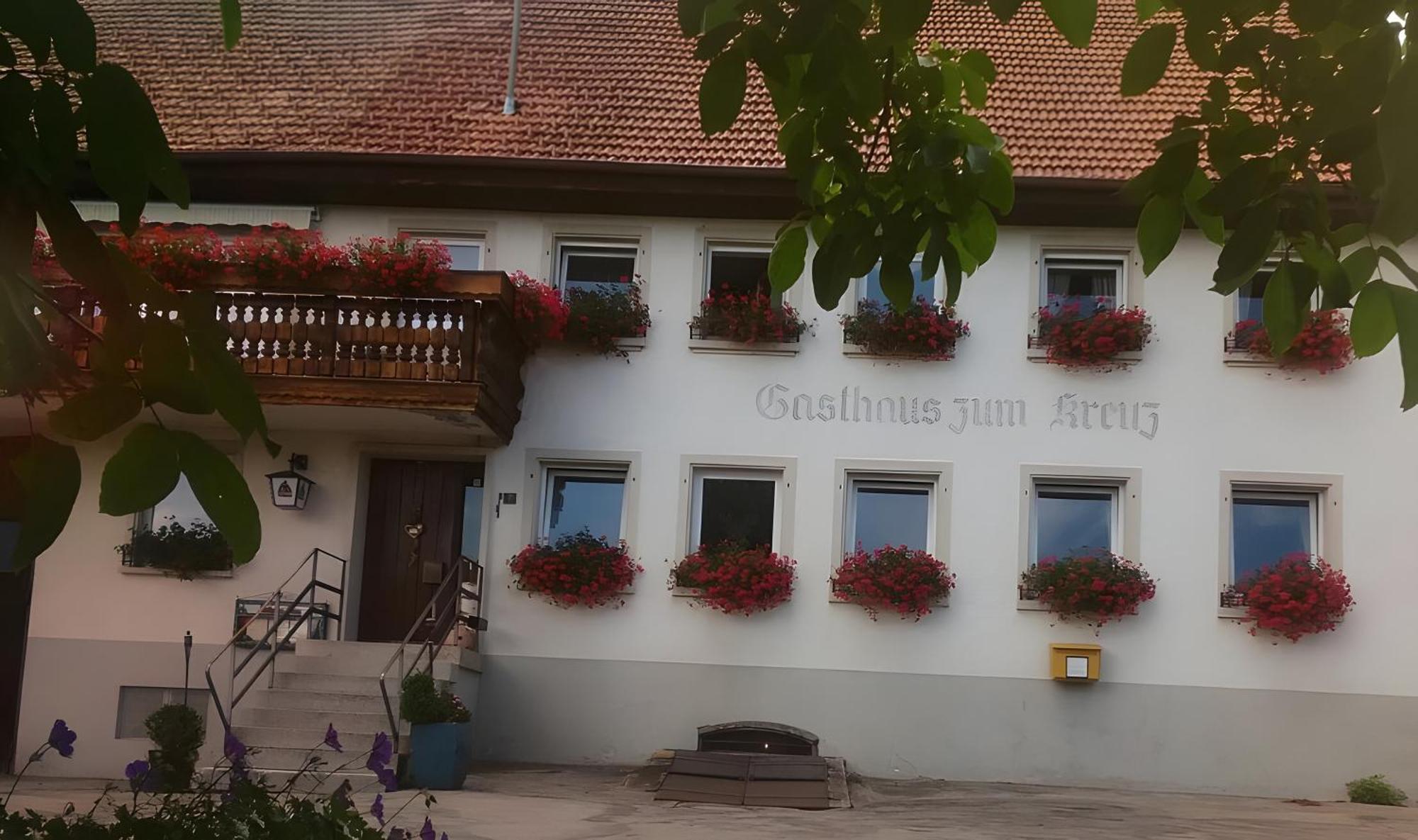 Gasthaus Zum Kreuz 그라펜하우젠 외부 사진